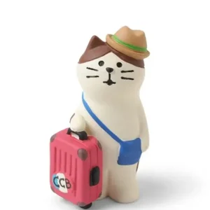 MIYA Company Cats | Figurine - Traveling Cat