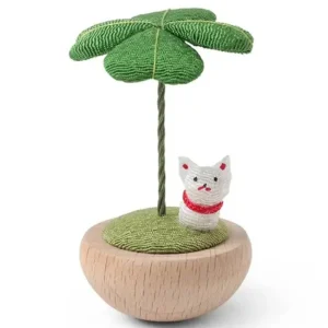 MIYA Company Figurines | Figurine Clover & Fortune Cat