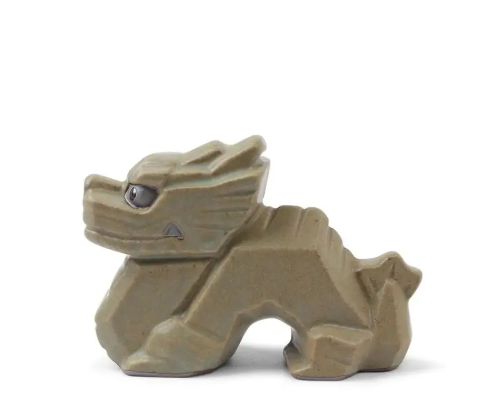 figurine_dragon_modern_1.webp MIYA Company Zodiac | Figurine Dragon Modern