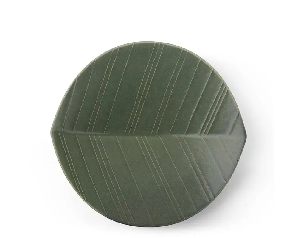 hazara_leaf_plate_green__1.webp MIYA Company Medium Plates | Hazara Leaf Plate Green 8.75"