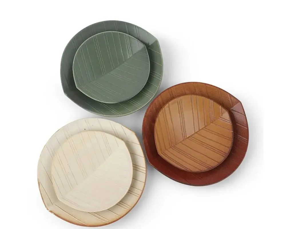 hazara_leaf_plate_green__4.webp MIYA Company Medium Plates | Hazara Leaf Plate Green 8.75"